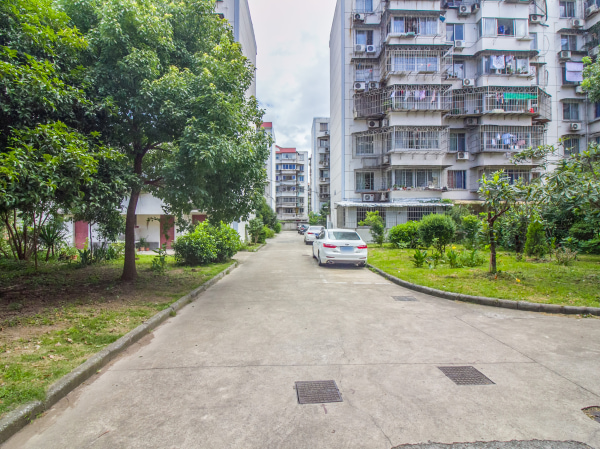 宁高专教工住宅区