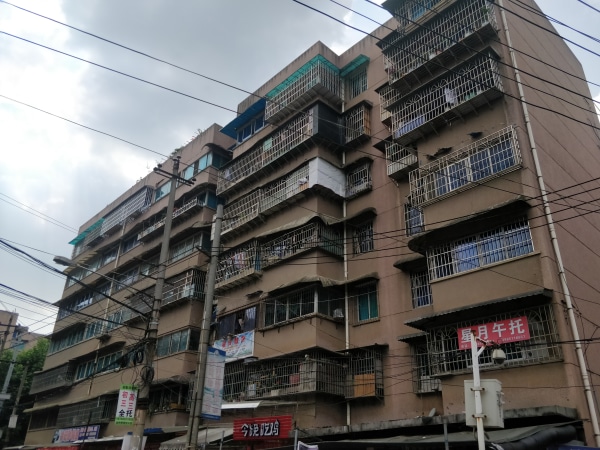 水电九局内区宿舍