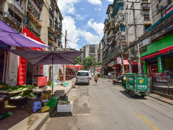 三民东路28号房管理局宿舍